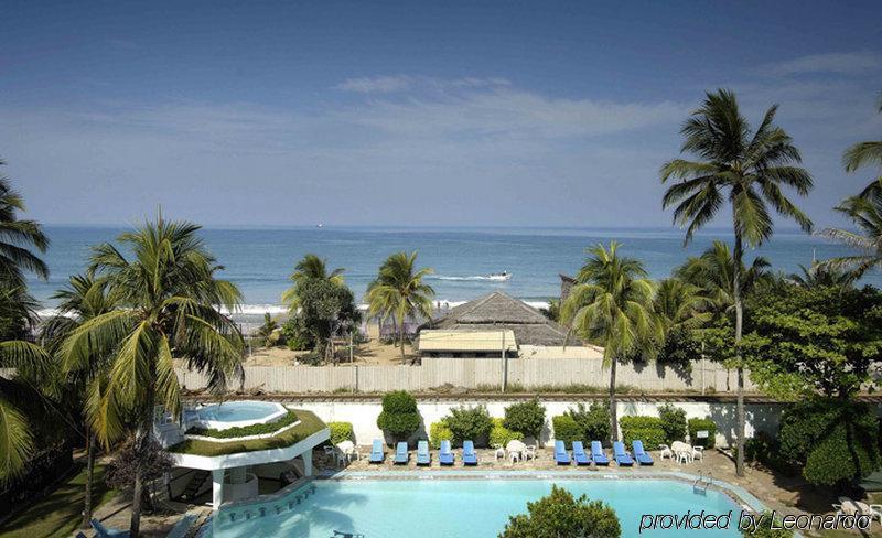 Berjaya Hotel Colombo Dehiwala-Mount Lavinia Exteriör bild
