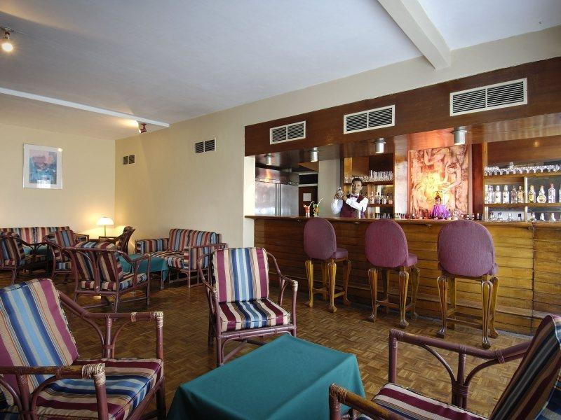 Berjaya Hotel Colombo Dehiwala-Mount Lavinia Restaurang bild