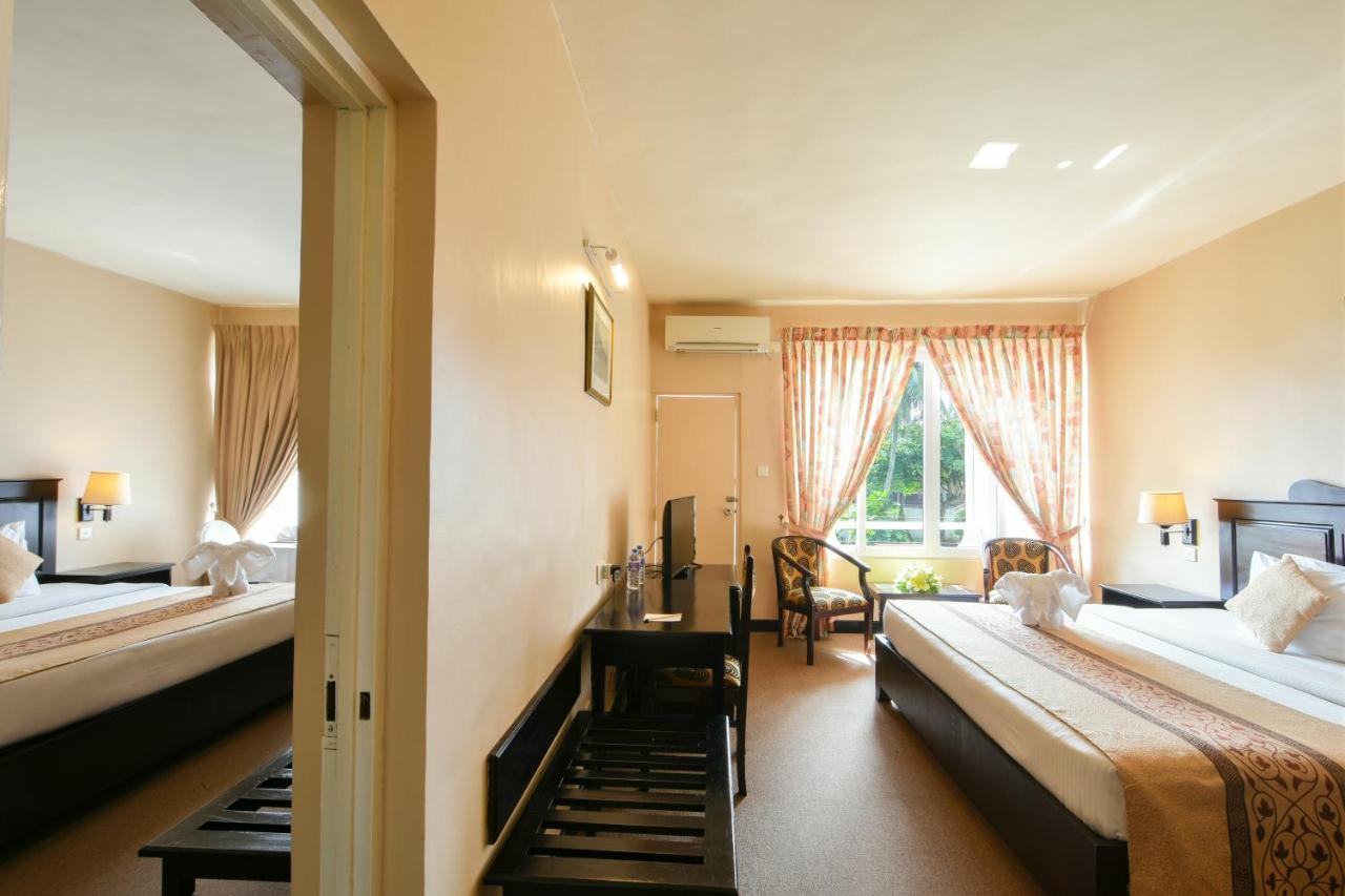 Berjaya Hotel Colombo Dehiwala-Mount Lavinia Exteriör bild